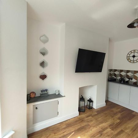 Lovely Refurbished Apartments, Morecambe Promenade 외부 사진