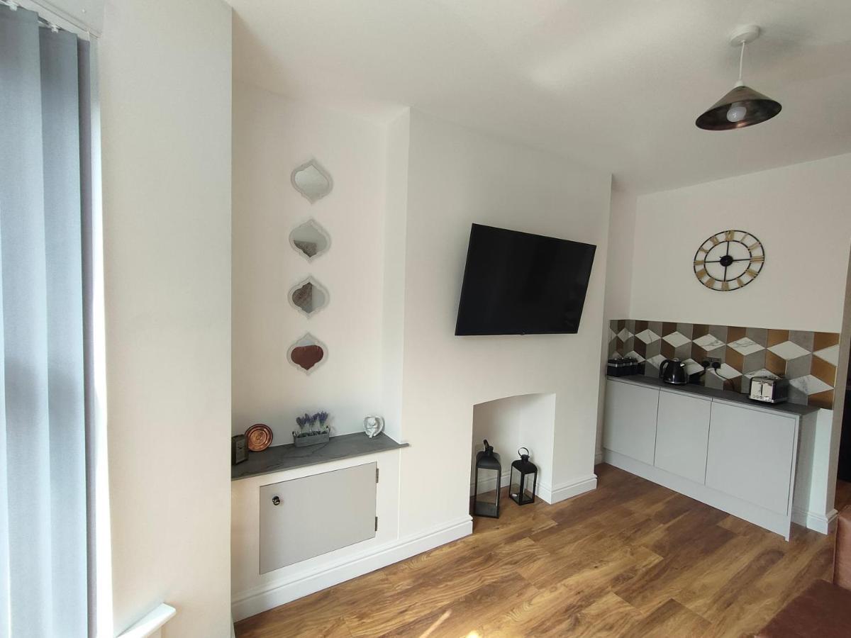 Lovely Refurbished Apartments, Morecambe Promenade 외부 사진