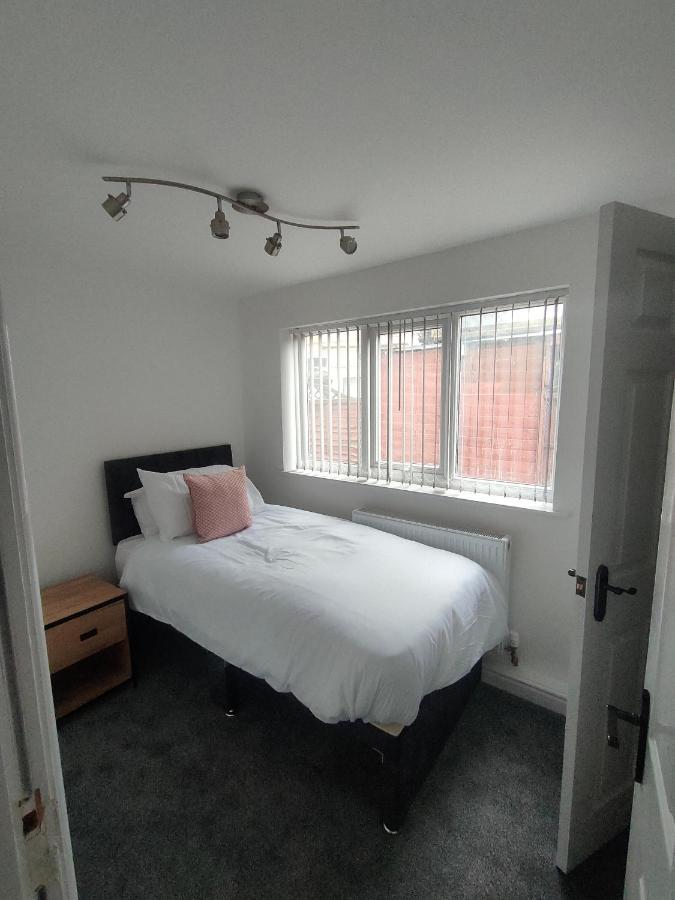 Lovely Refurbished Apartments, Morecambe Promenade 외부 사진