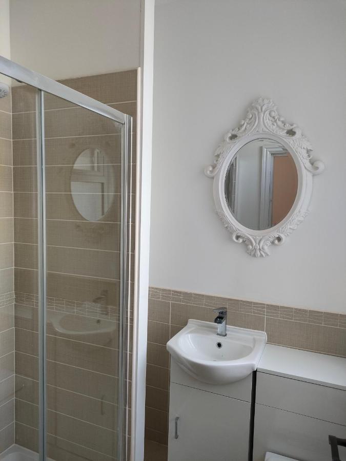 Lovely Refurbished Apartments, Morecambe Promenade 외부 사진